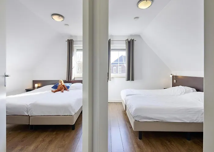 In Limburg With Private Sauna Вилла *